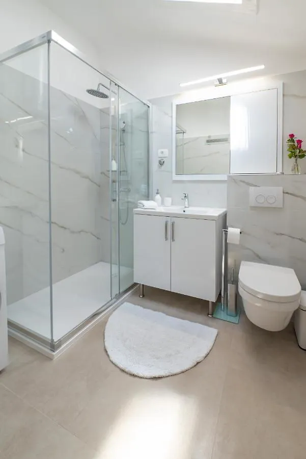 Penthouse At Villa Mascagni Opatija Apartment